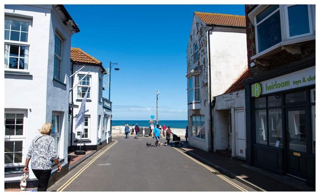 The Two Lifeboats Bed & Breakfast Sheringham Dış mekan fotoğraf