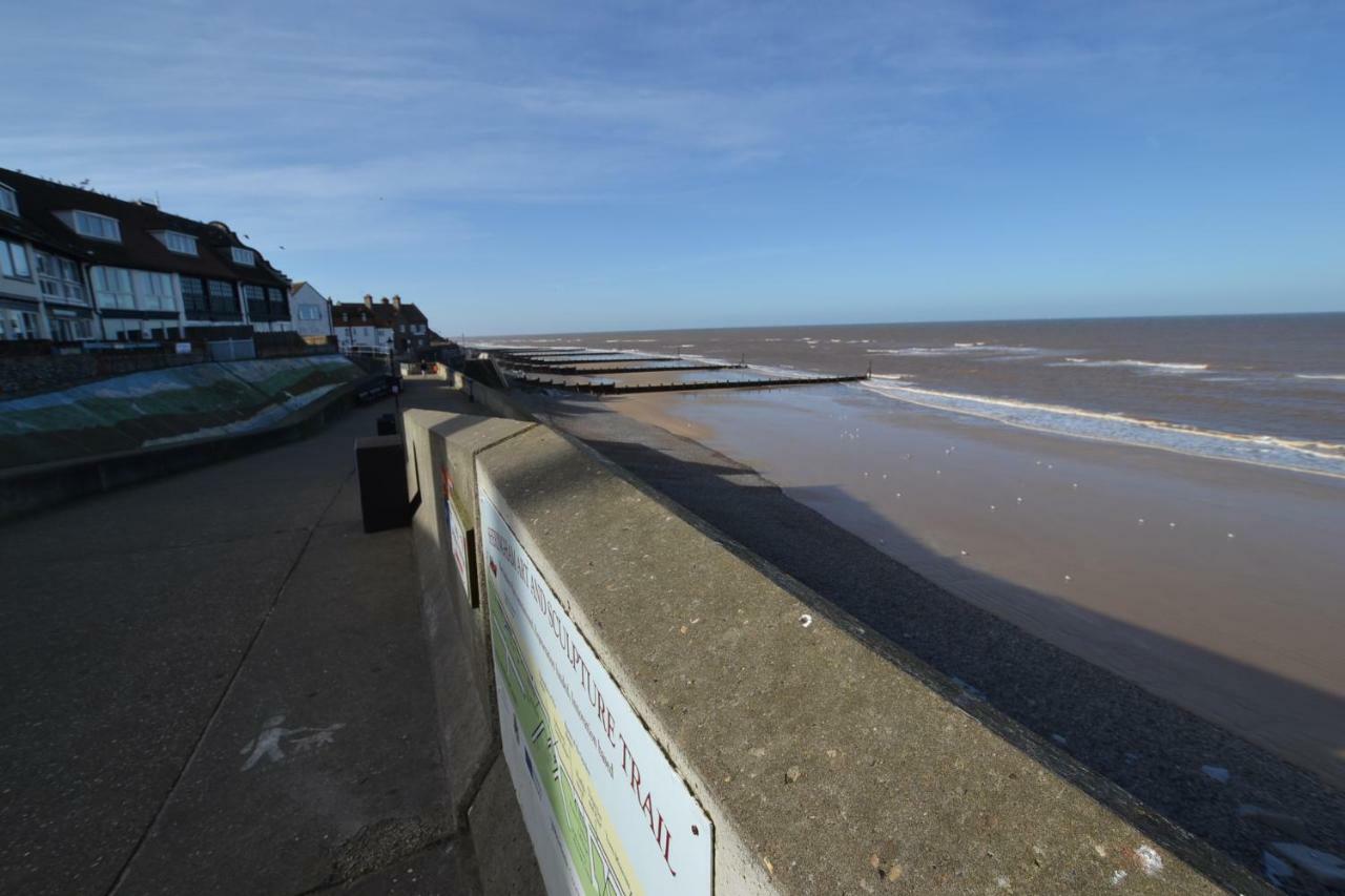 The Two Lifeboats Bed & Breakfast Sheringham Dış mekan fotoğraf
