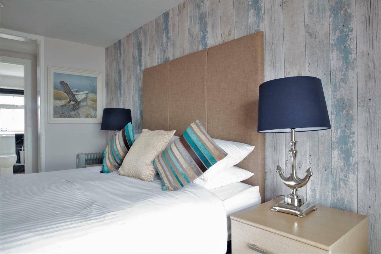 The Two Lifeboats Bed & Breakfast Sheringham Dış mekan fotoğraf