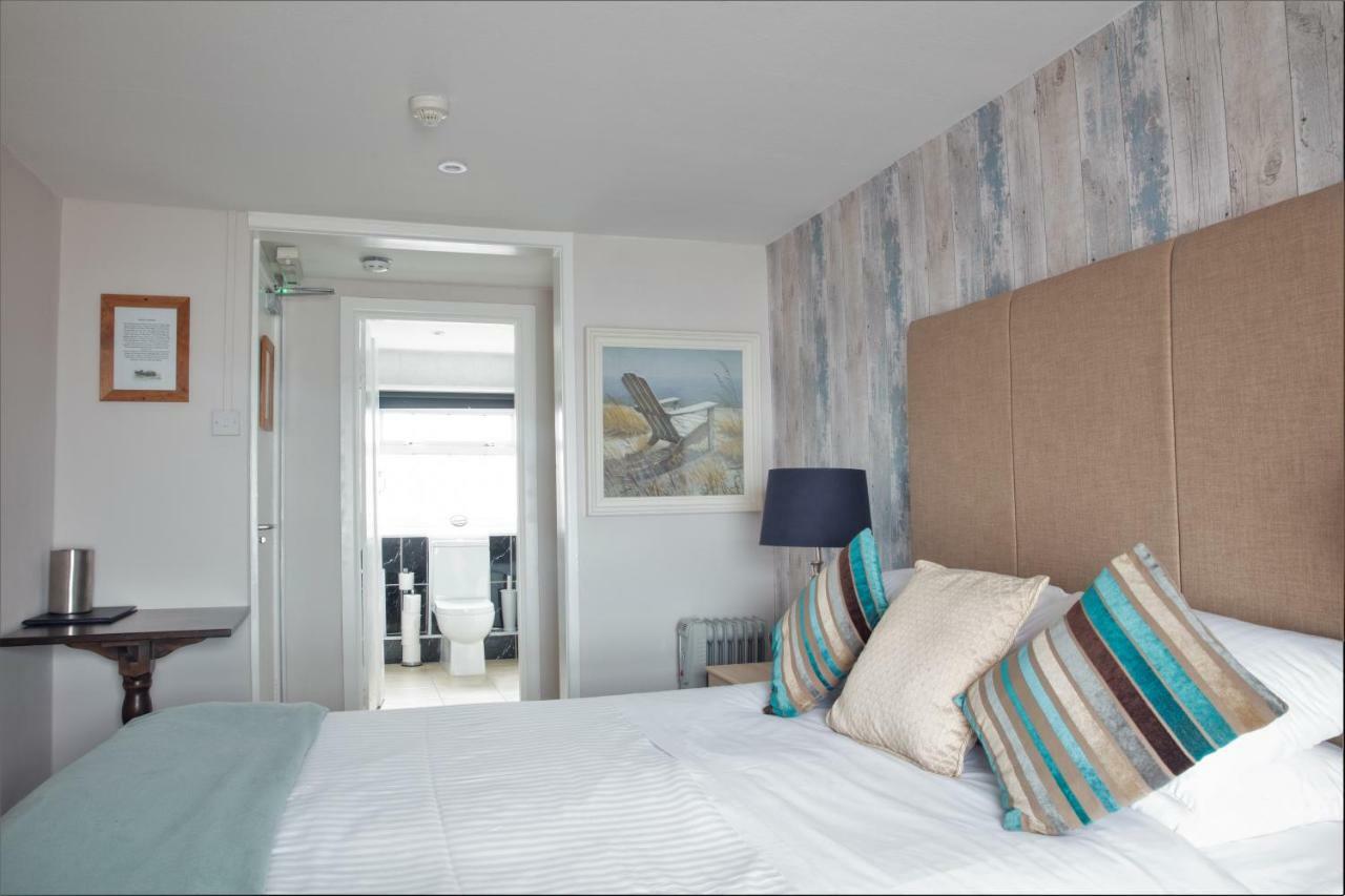 The Two Lifeboats Bed & Breakfast Sheringham Dış mekan fotoğraf